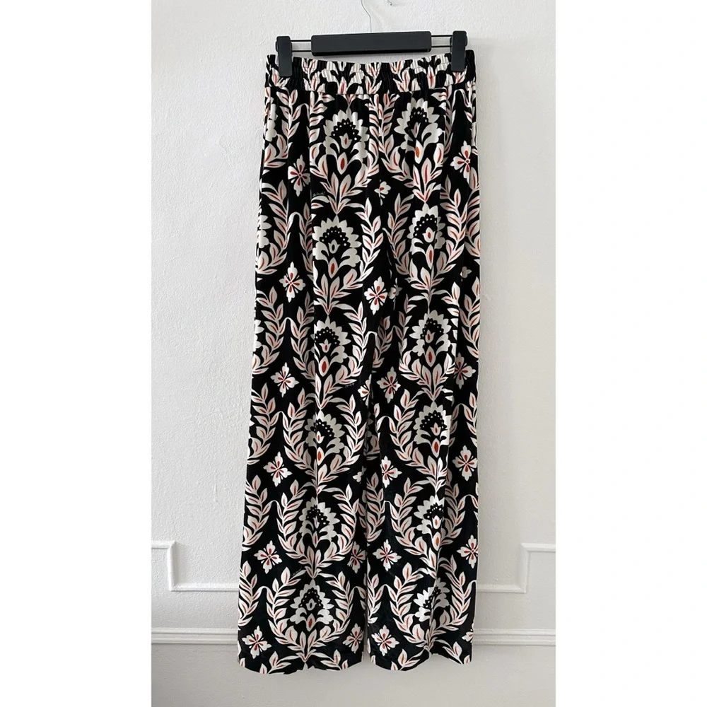 La DoubleJ Printed Stretch Velvet Wide Leg Trousers - Picture 2 of 6